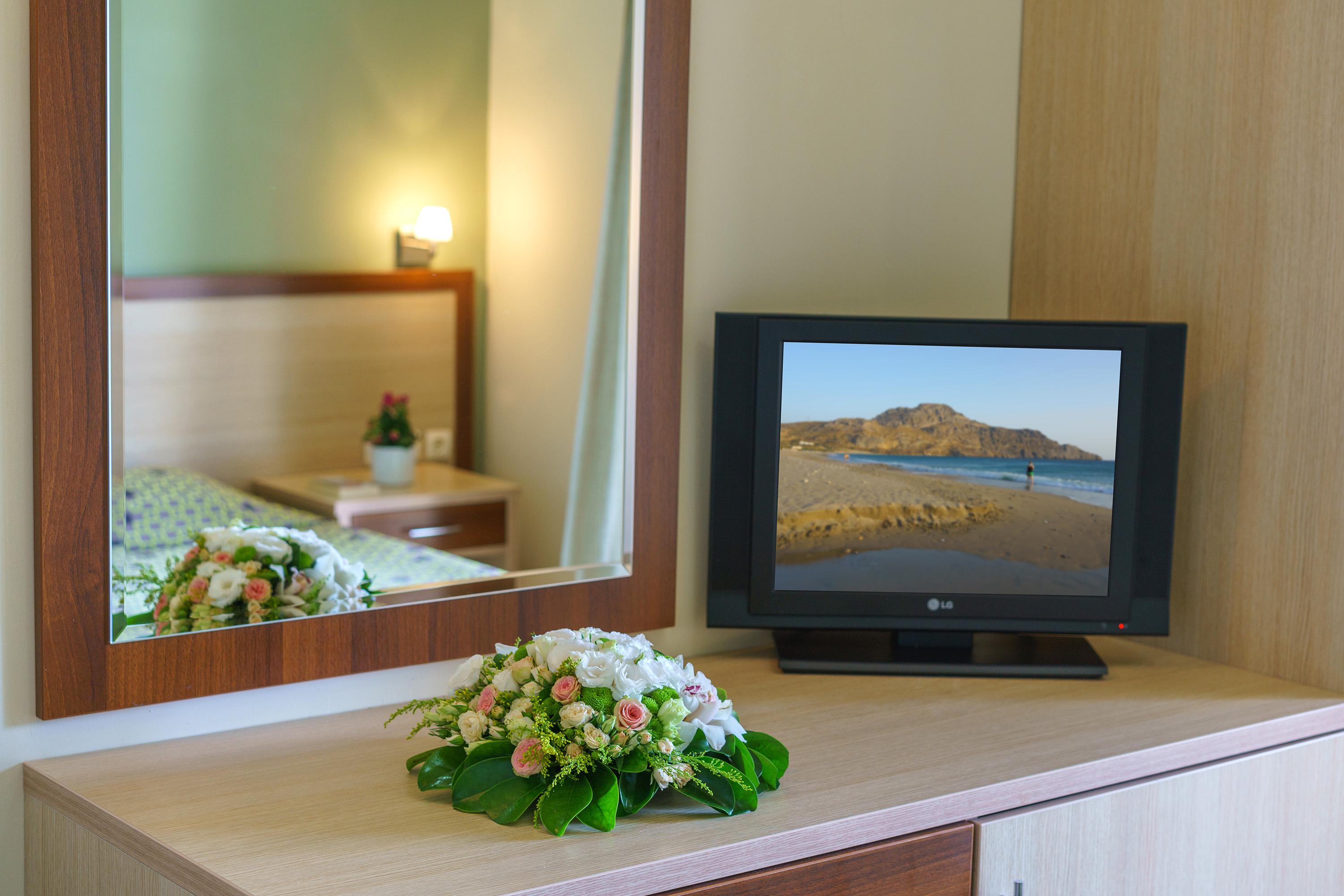 Alianthos Beach Hotel Плакіас Екстер'єр фото
