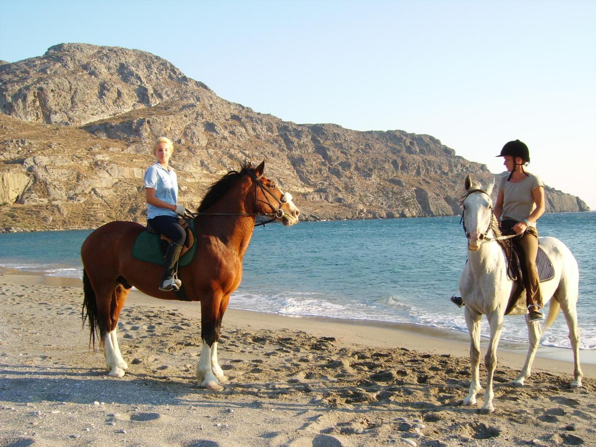 Alianthos Beach Hotel Плакіас Екстер'єр фото