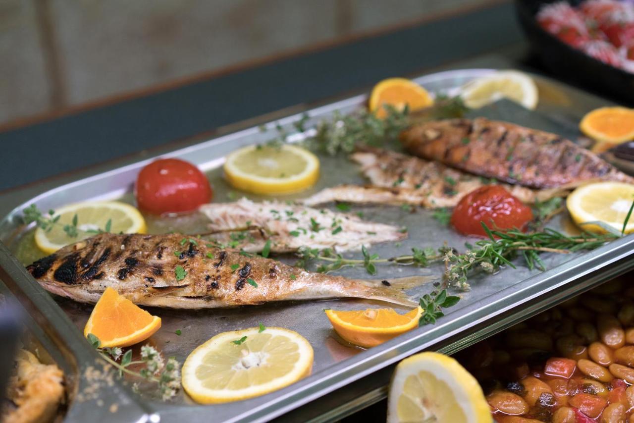 Alianthos Beach Hotel Плакіас Екстер'єр фото